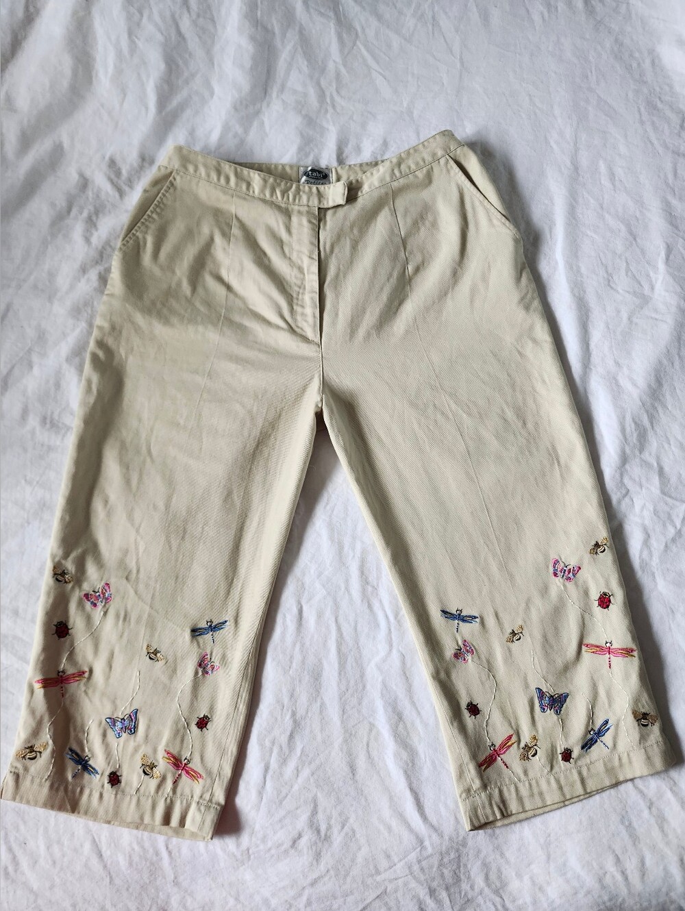 Vintage Embroidered Insect Capri Pants